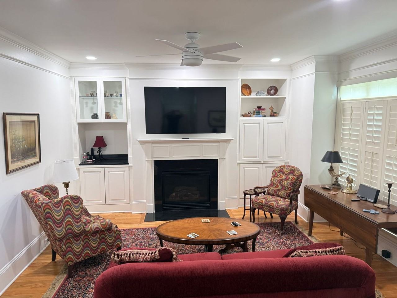 421 Spring St - Photo 2 of 24