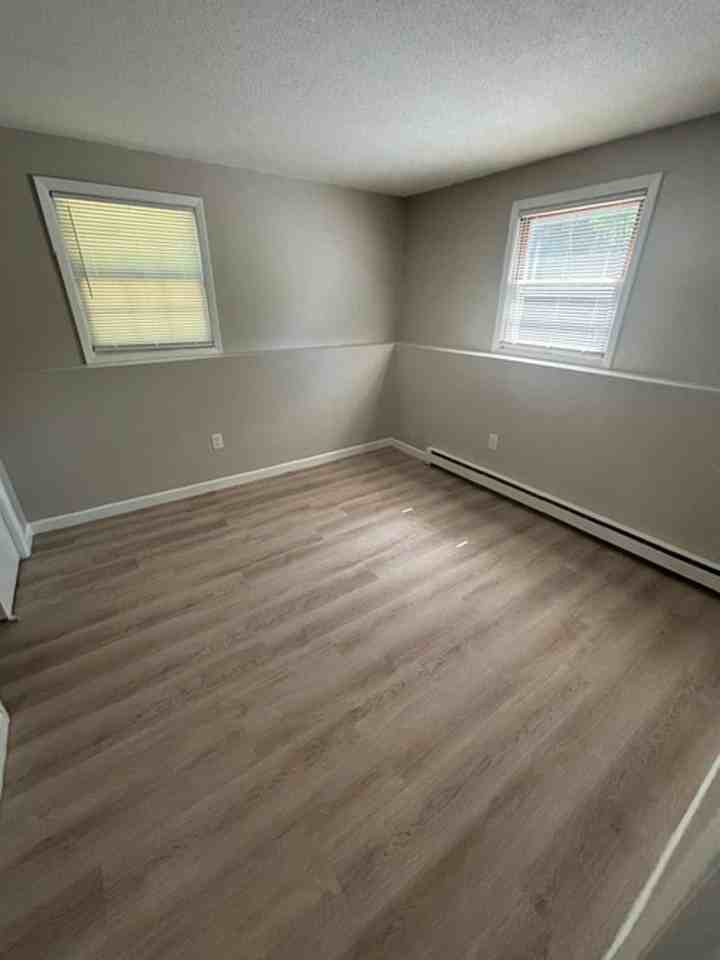 139-145 White St - Photo 6 of 12