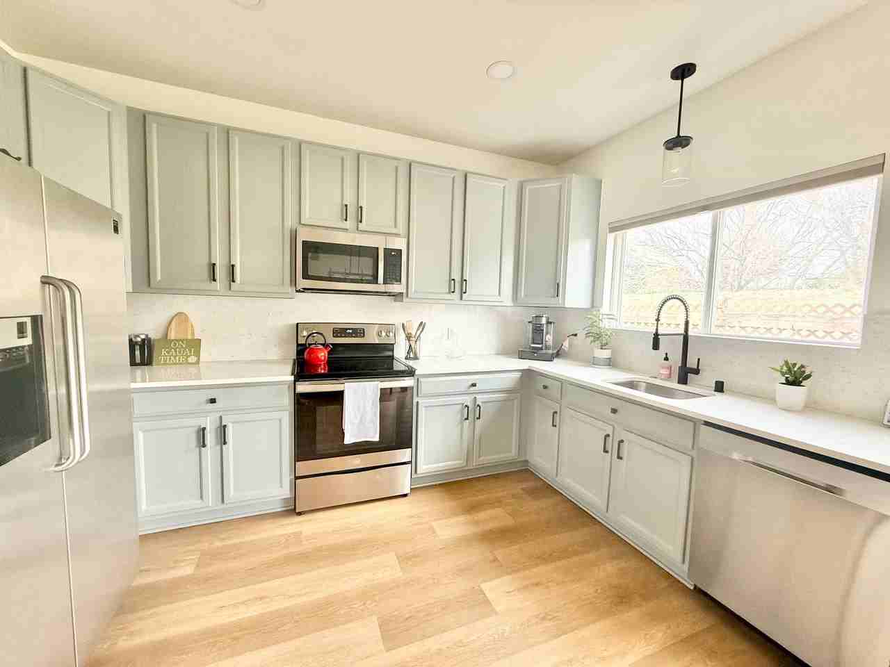 387 Ivory Cir - Photo 4 of 14