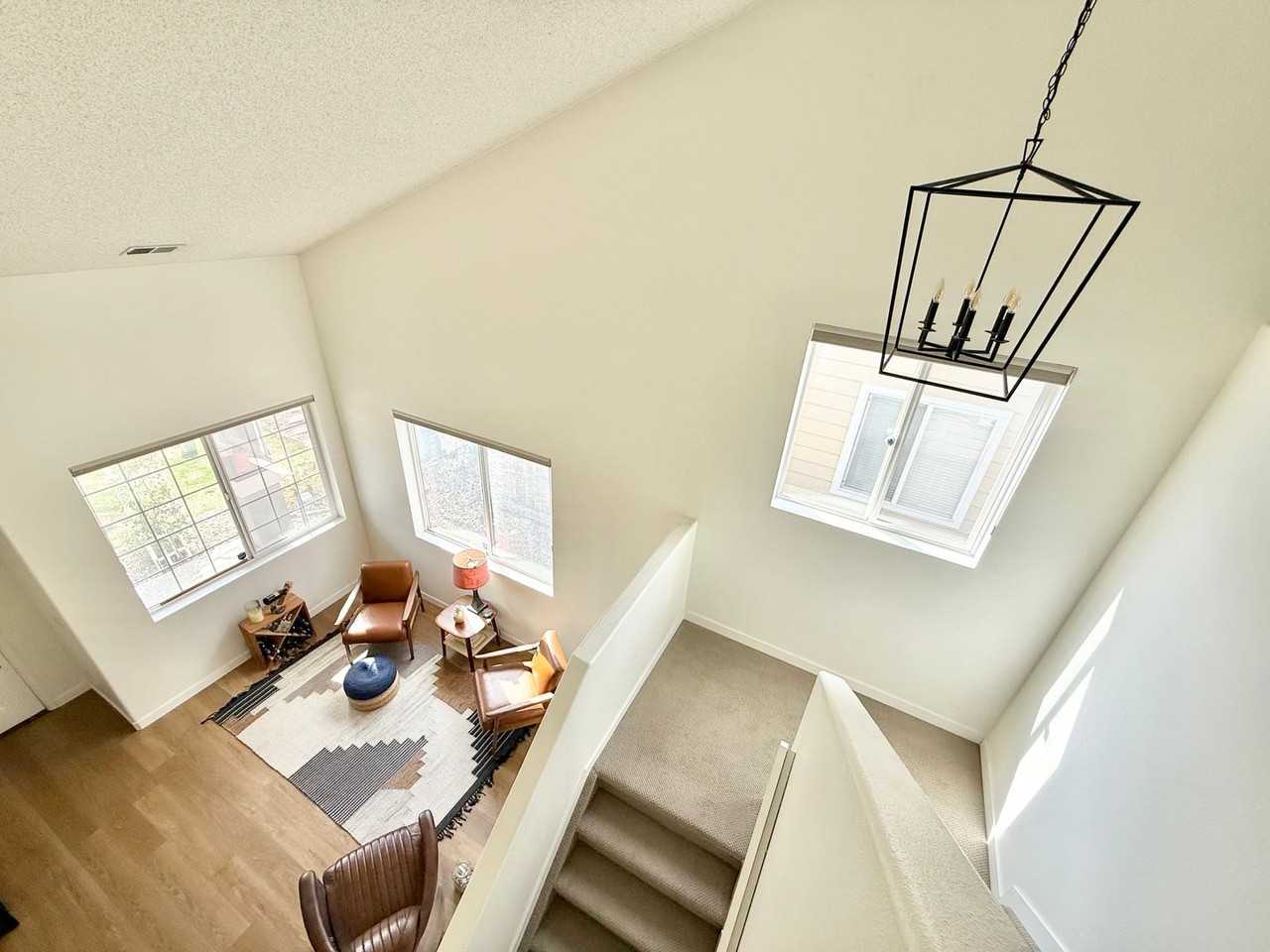 387 Ivory Cir - Photo 6 of 14