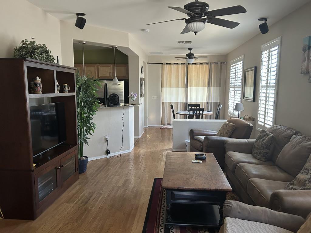 540 N Mazatzal Dr - Photo 4 of 21