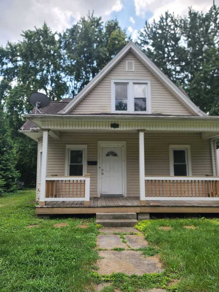 1011 W Tremont St - Photo 4 of 14