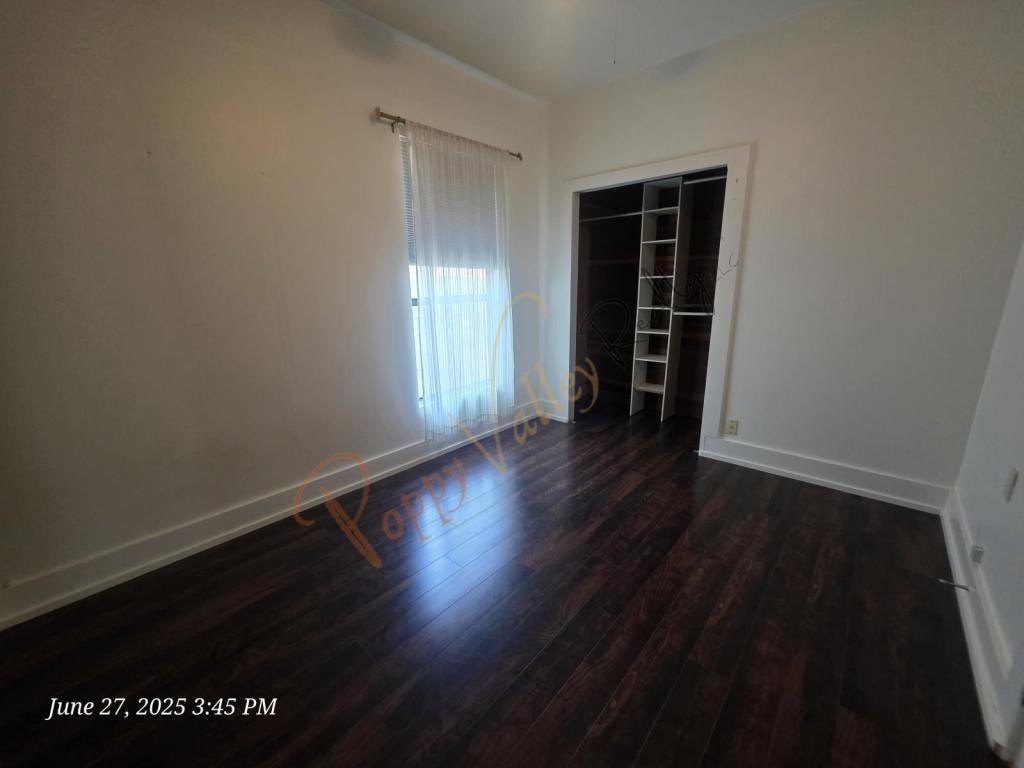305 Grandview Ave - Photo 5 of 13