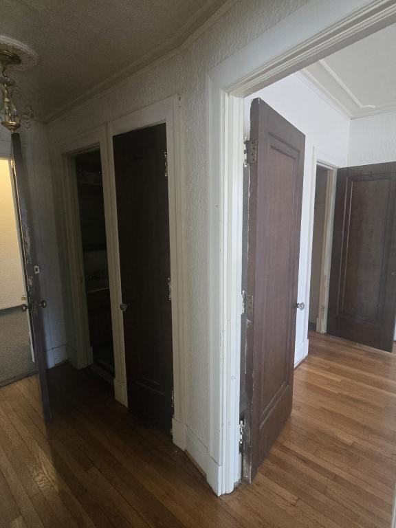 403 N 4th St - Photo 4 of 7