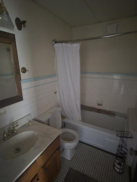403 N 4th St - Photo 6 of 7