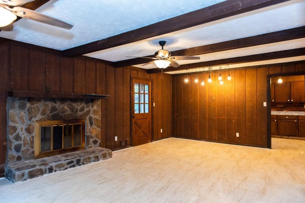 8288 Webb Rd - Photo 4 of 16