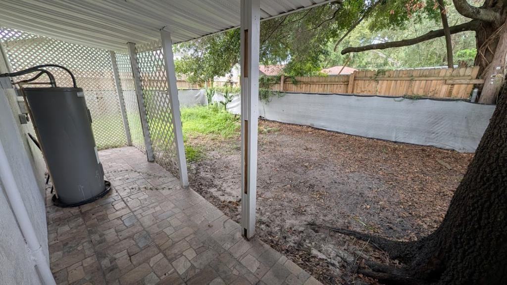 1306 Royal St - Photo 7 of 14