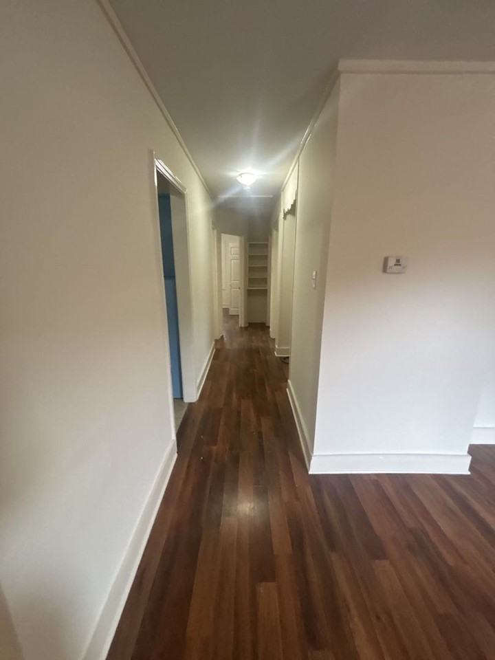 1131 Amelia Ave - Photo 7 of 11
