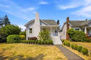 8203 Wallingford Ave N - Photo 1 of 1