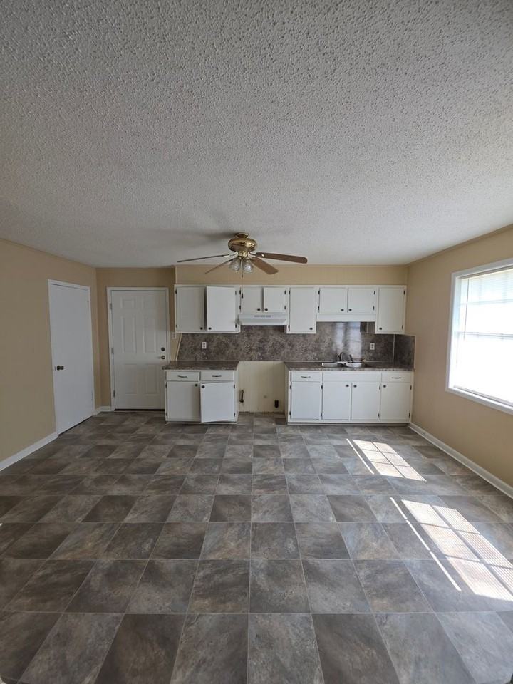 1113 Avenue 4 Ne - Photo 4 of 16