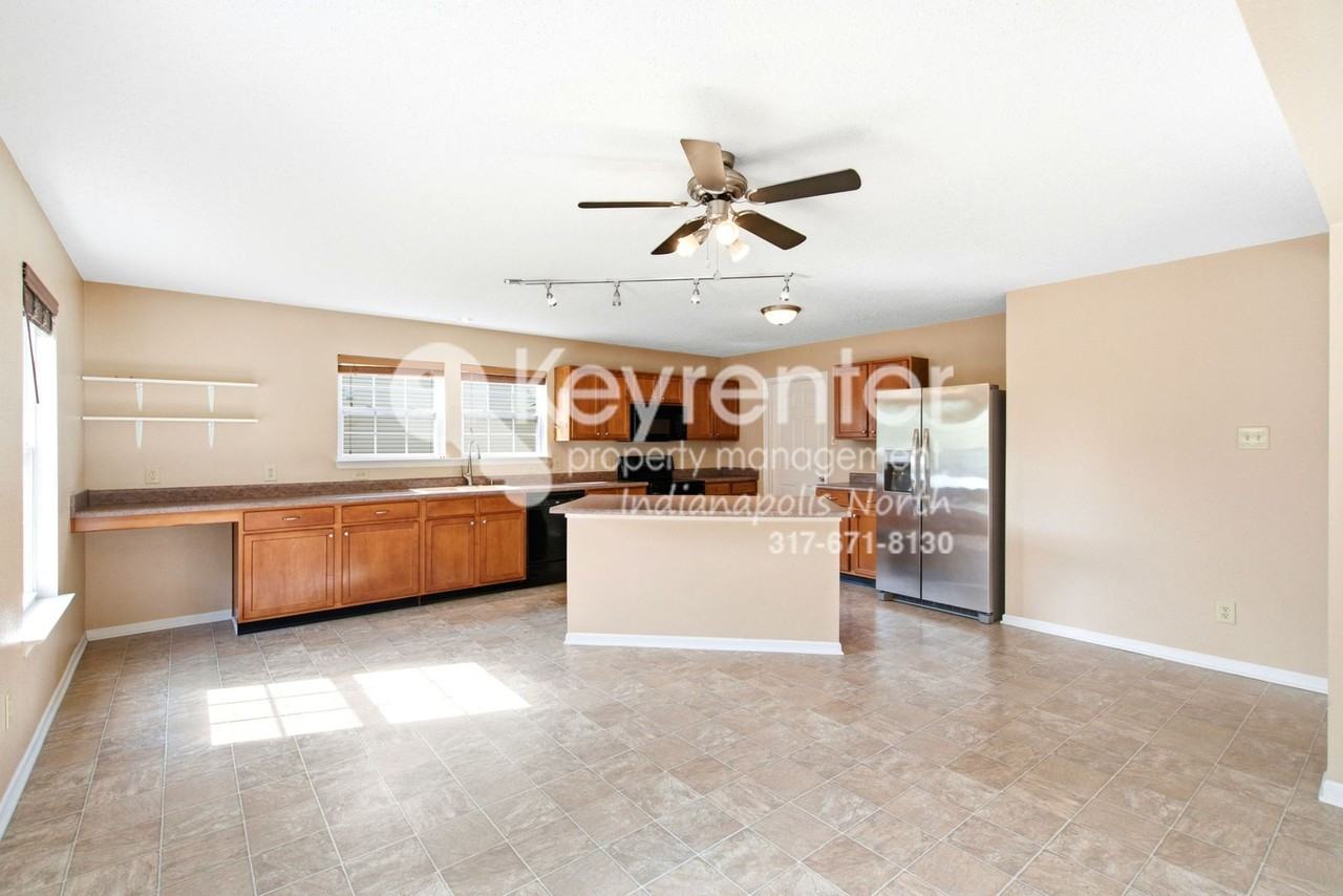 8637 Belle Union Pl - Photo 7 of 17