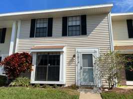 featured image of 1514 Manor Dr Ne