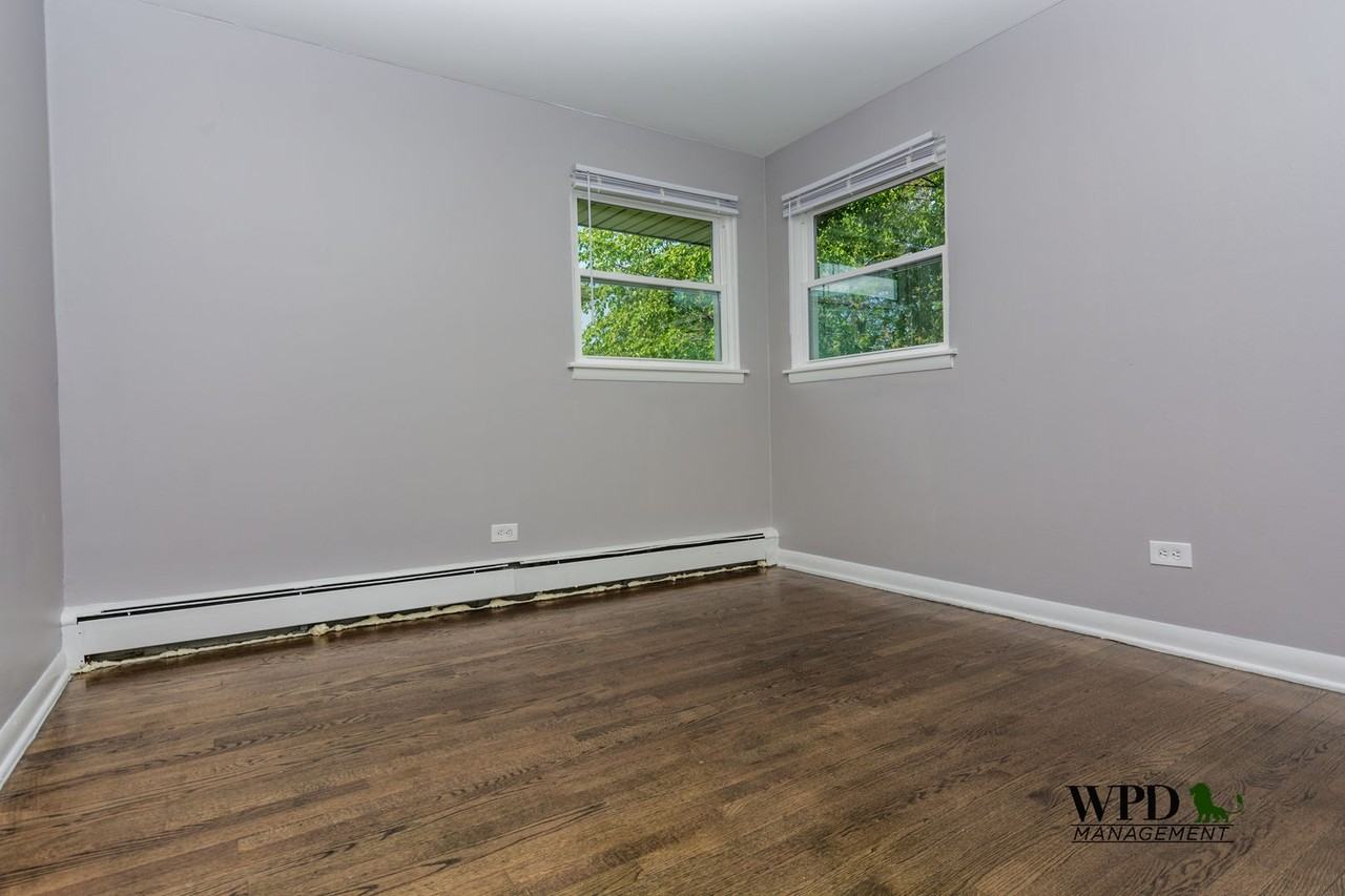 14113 S. Tracy Ave - Photo 5 of 6
