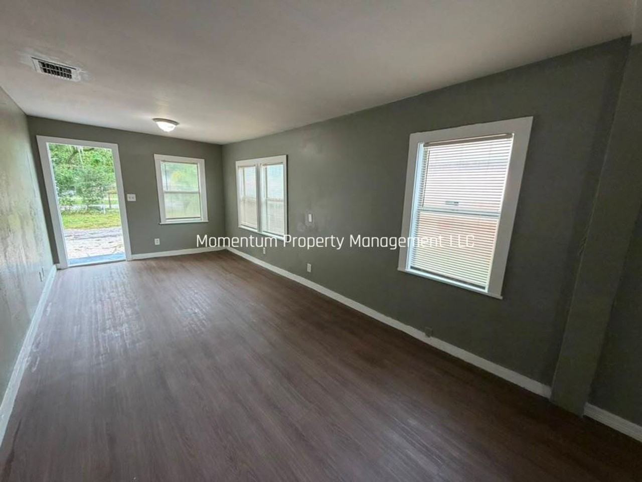 2112 E Bird St - Photo 7 of 12