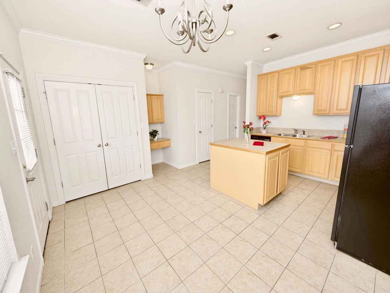 4000 Lake Beau Pre Blvd #14 - Photo 6 of 24
