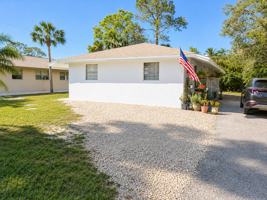 featured image of 820 Central Dr