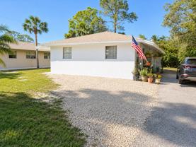 820 Central Dr - Photo 1 of 1
