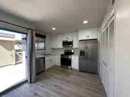 featured image of 637 Beverly Pl