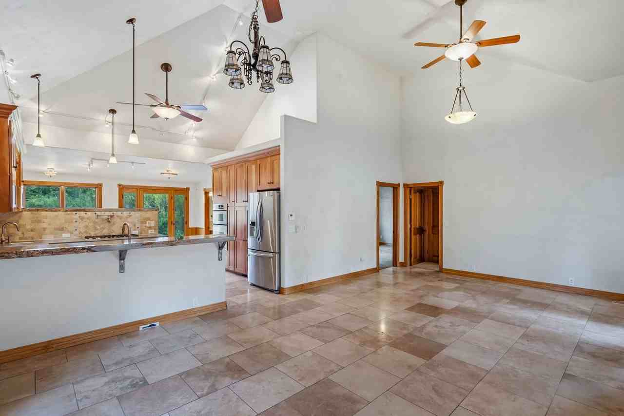 1800 W Mulberry St - Photo 4 of 33