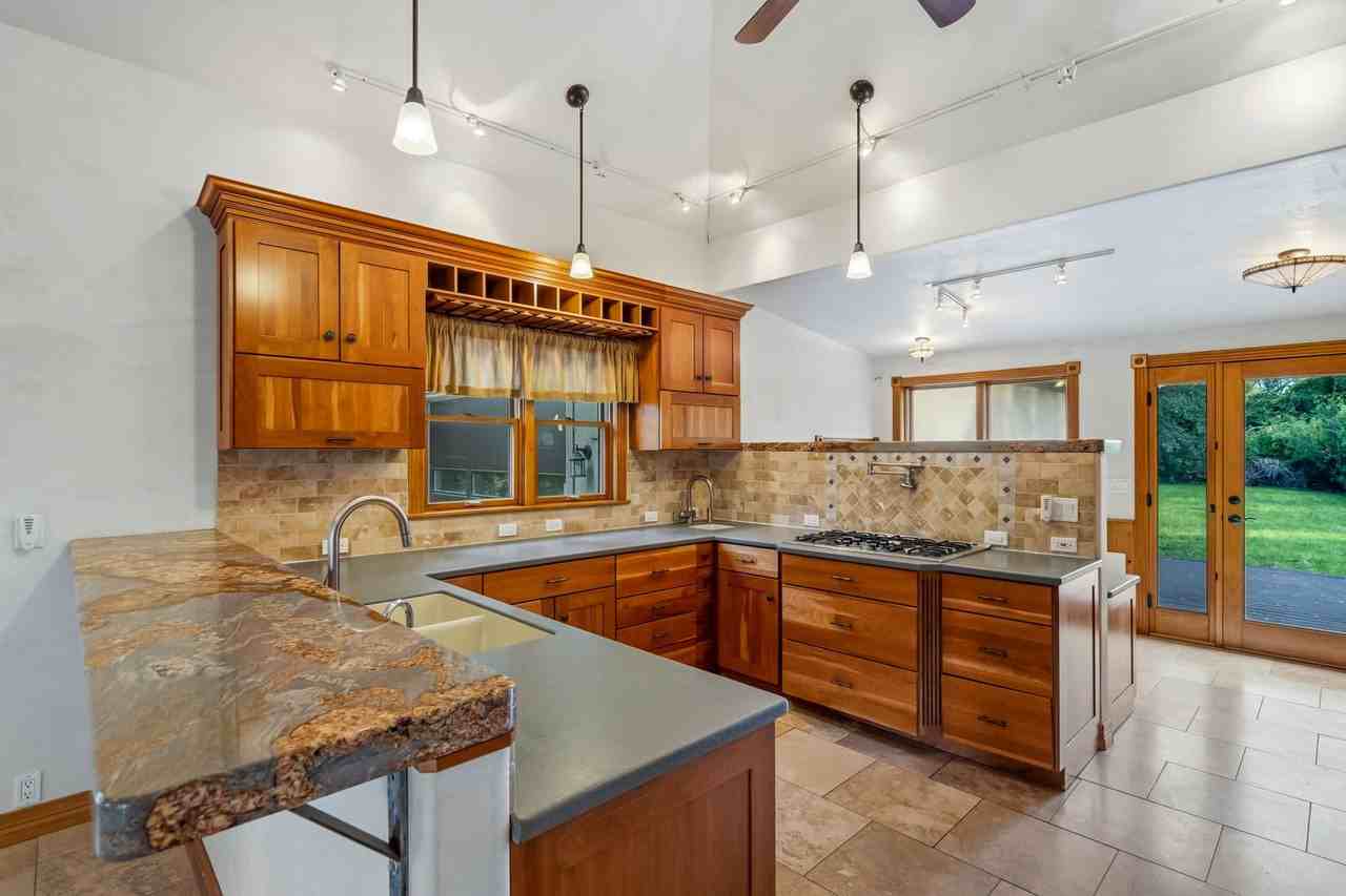 1800 W Mulberry St - Photo 6 of 33