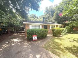 featured image of 6319 Pinebrook Dr