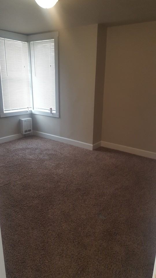 1303 E Broad Ave - Photo 2 of 7