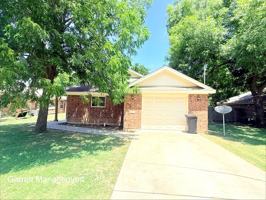 featured image of 1203 E Avenue G