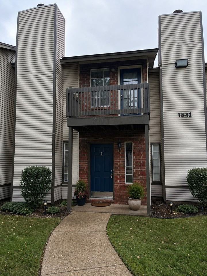 1841 River Crossing Cir Apt B #Apt B