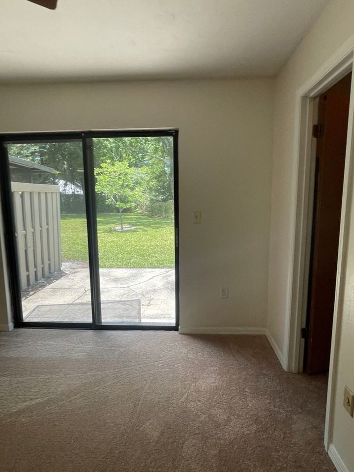 3504 Nw 37th Ave - Photo 7 of 25