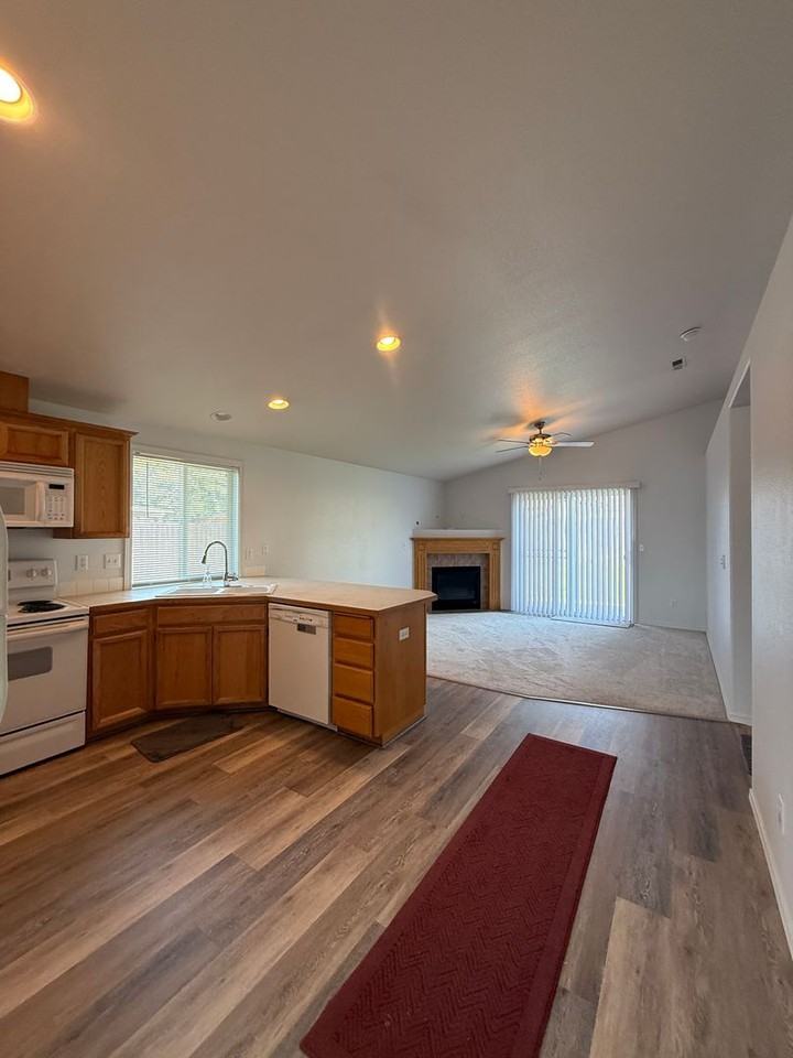 4603 Messara Ln - Photo 7 of 20