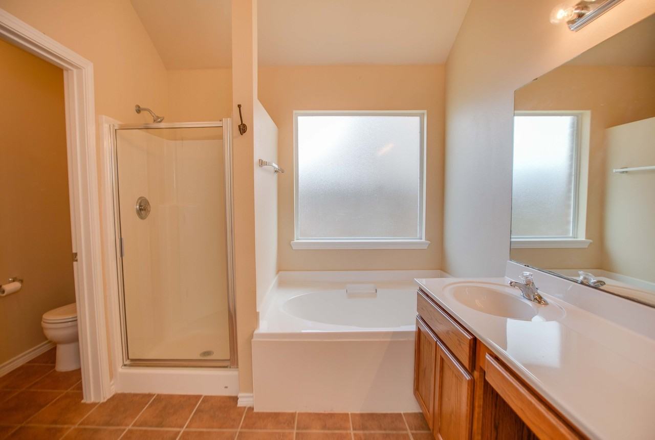 7517 Fort Griffen Dr - Photo 6 of 11