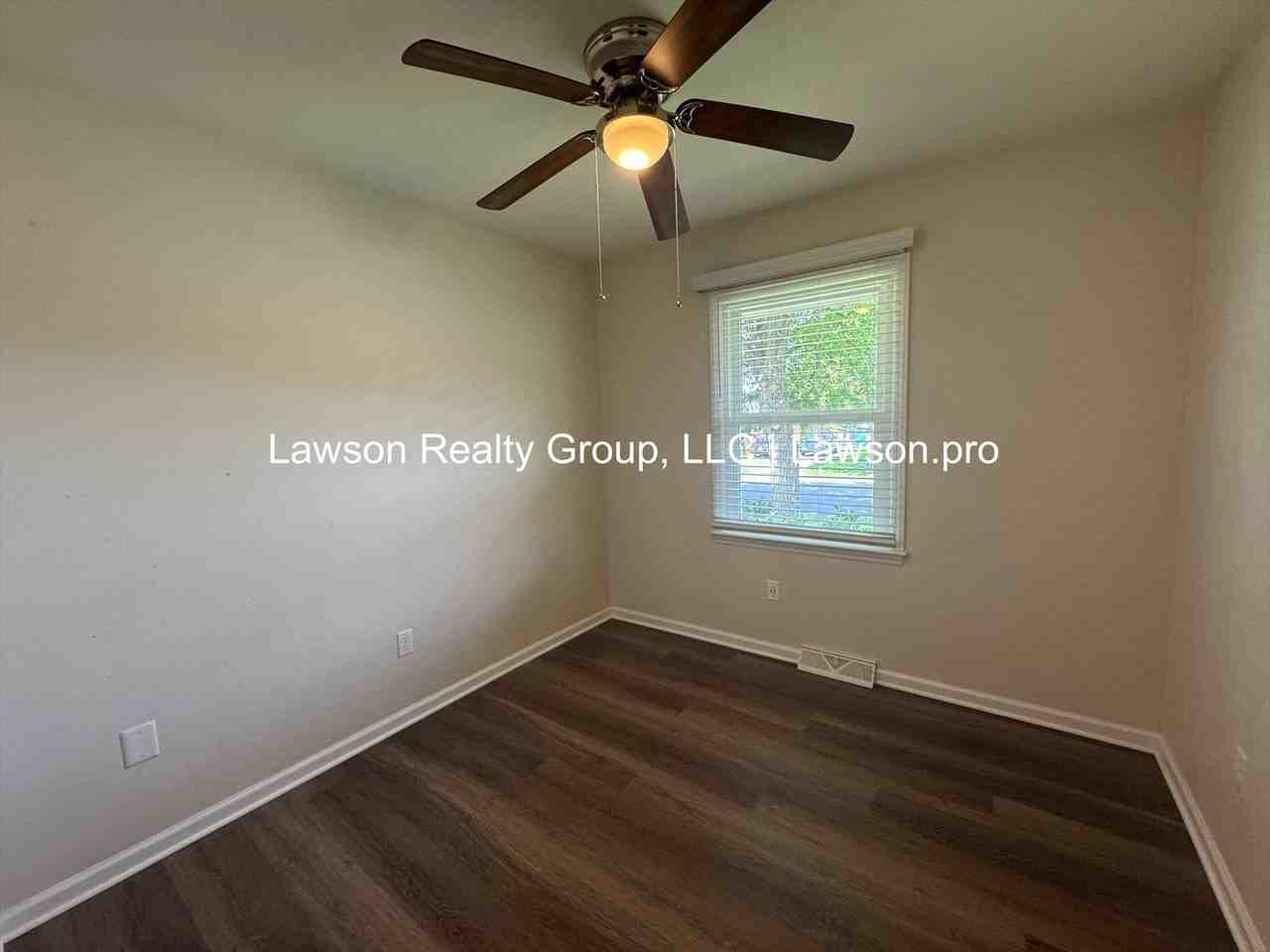 4711 Pennsylvania Ave Ne - Photo 7 of 22