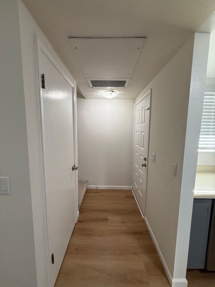 422 Occidental Cir - Photo 3 of 24