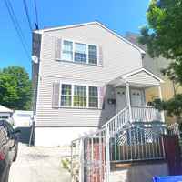 featured image of 27 Felix St #2