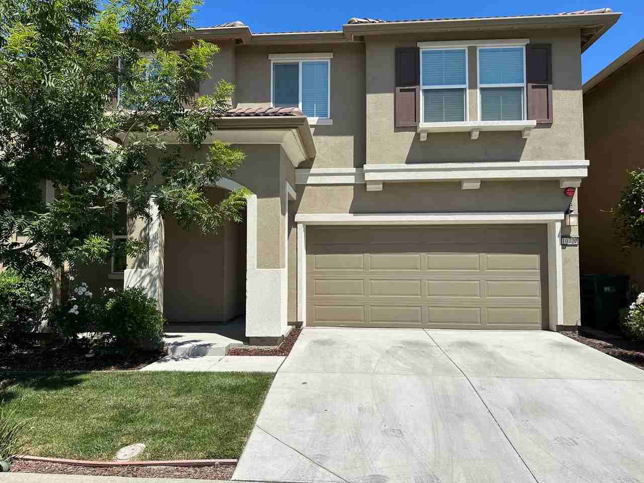 10720 Padua Way - Photo 2 of 27