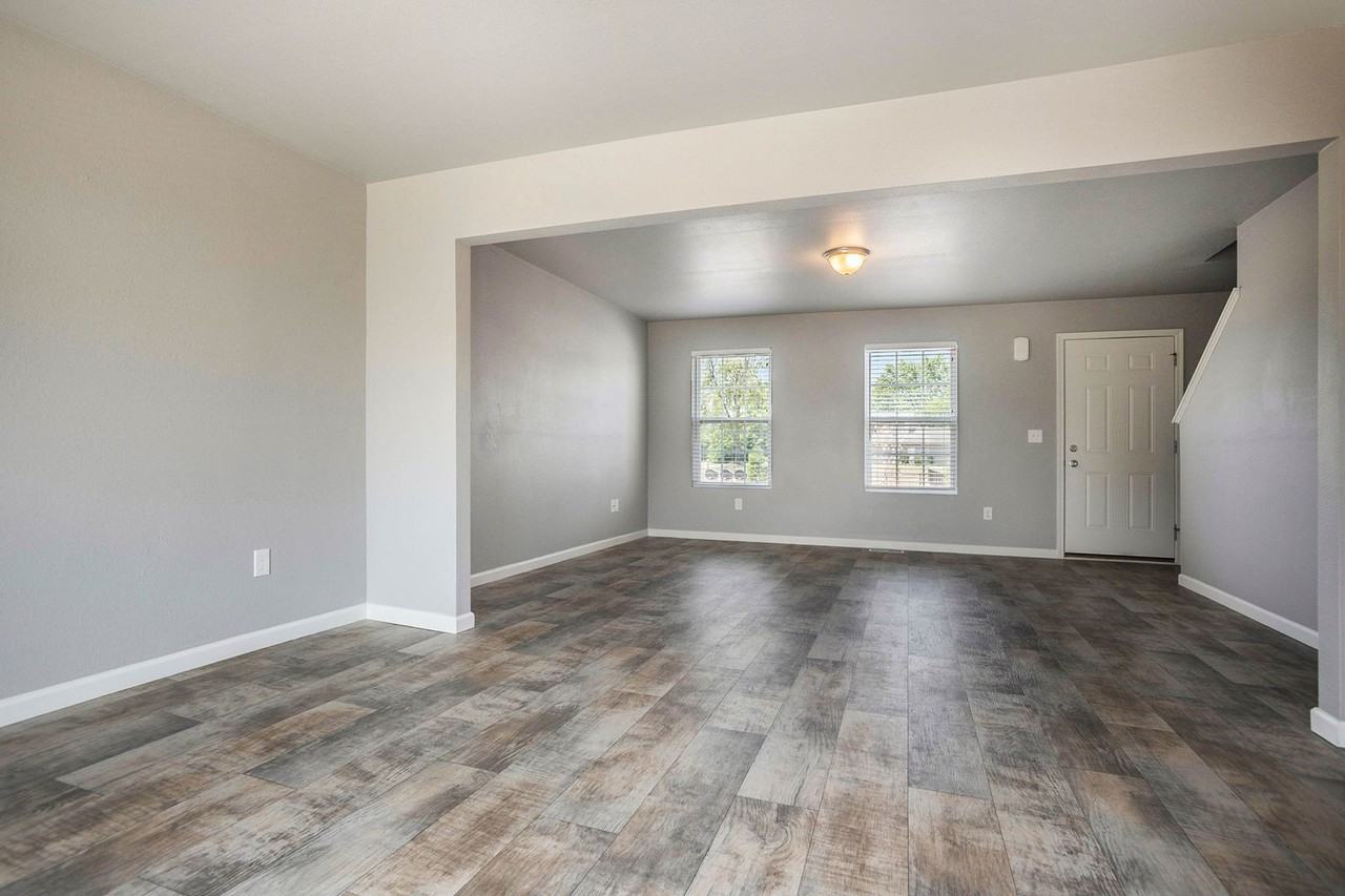 3509 Weldon Dr Sw - Photo 4 of 22