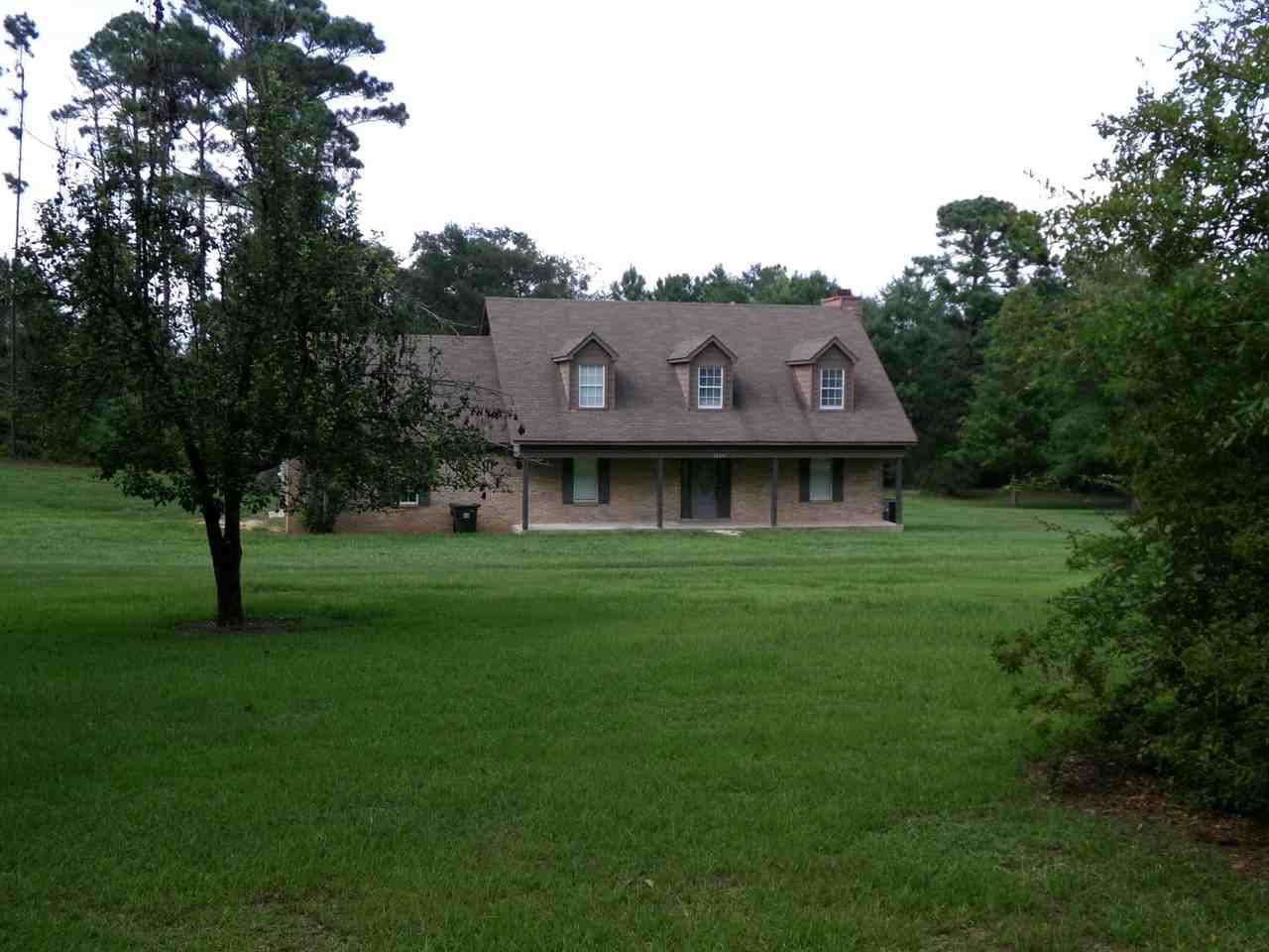 14299 Peterson Ln - Photo 2 of 17