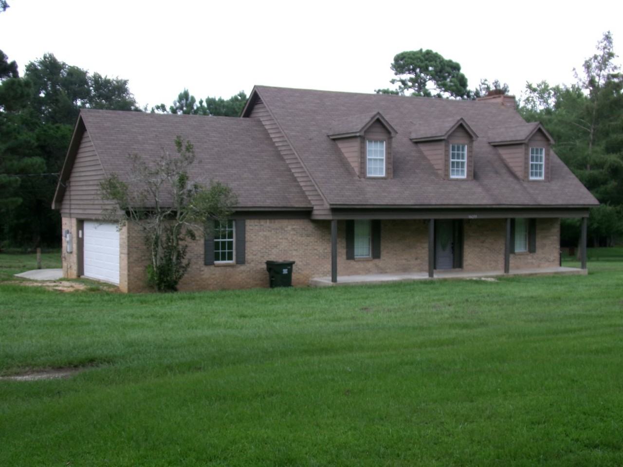 14299 Peterson Ln - Photo 3 of 17