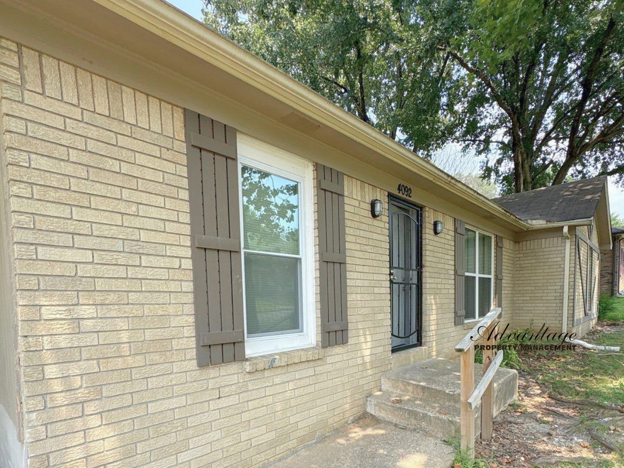 4092 Twilight Ave - Photo 2 of 23