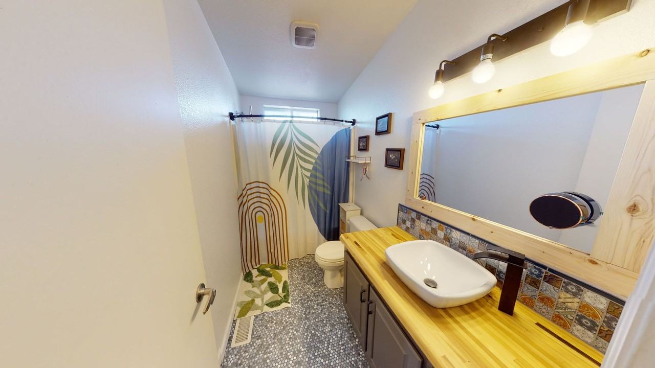 2505 Silver Dollar Loop Ne - Photo 3 of 19
