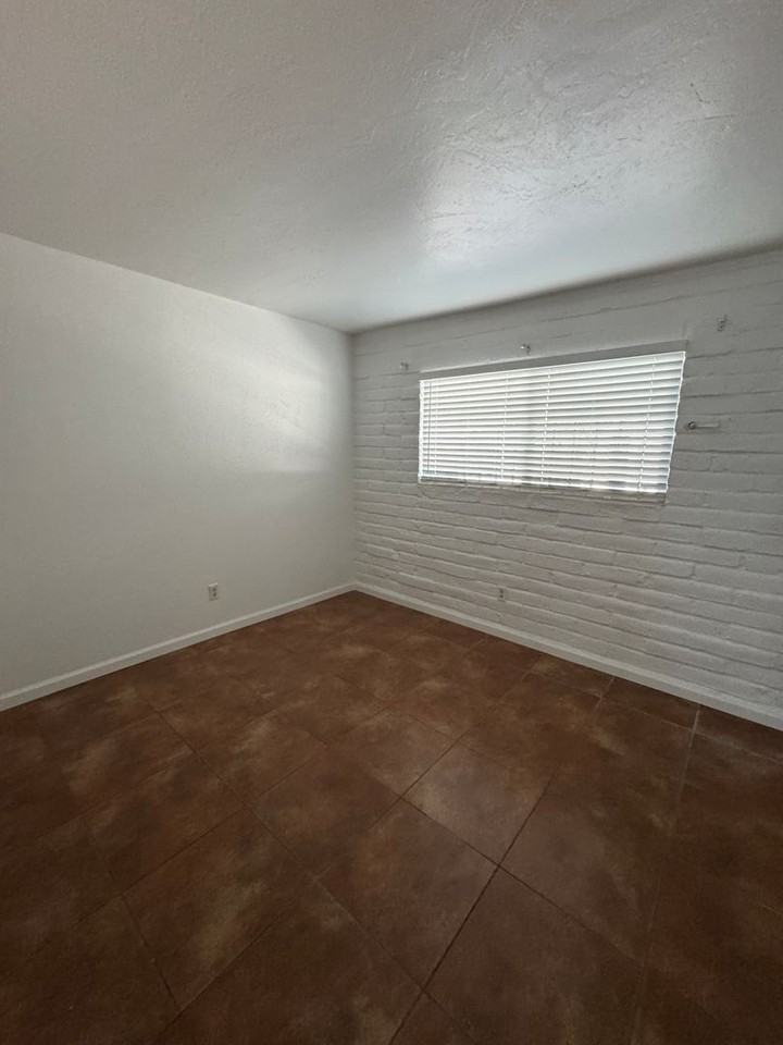 6626 E Calle La Paz - Photo 4 of 6