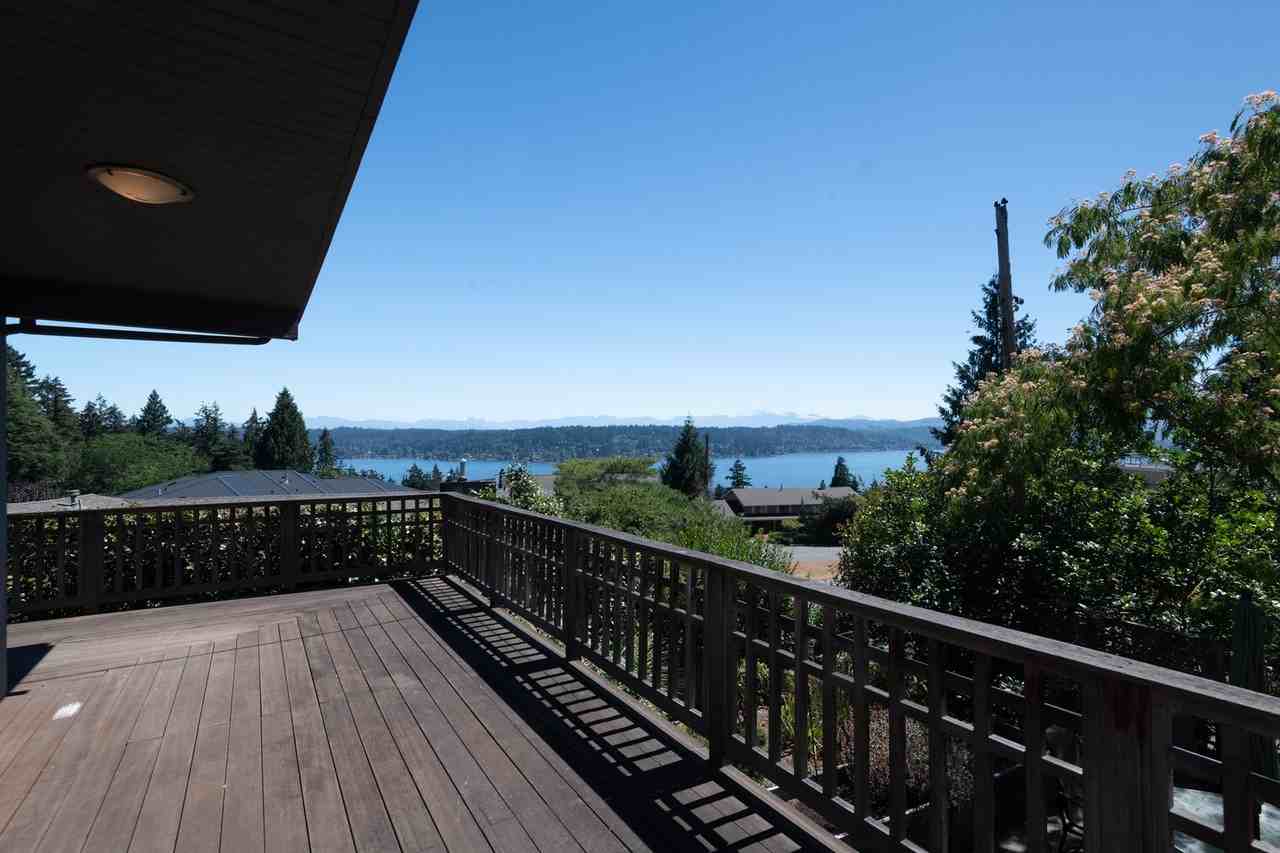 16650 Se 26th St - Photo 3 of 50