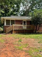 featured image of 204 Pine Ln