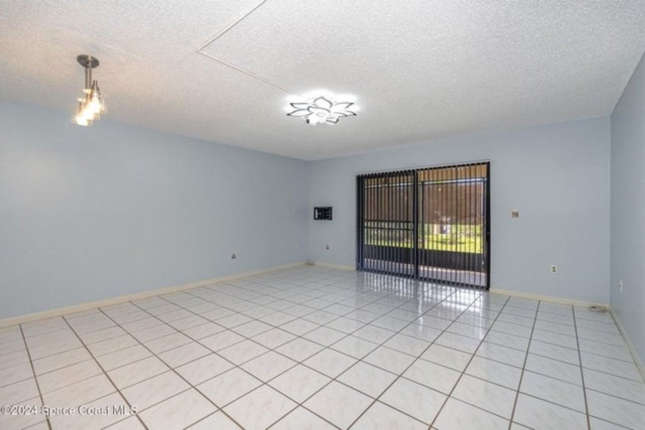 5800 N Banana River Blvd - Photo 4 of 27