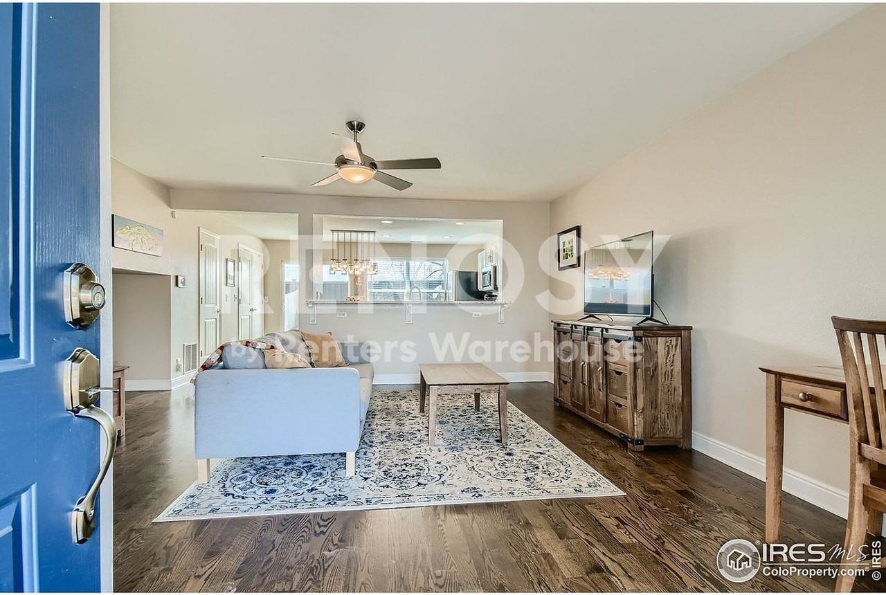 11089 Gaylord St - Photo 5 of 50