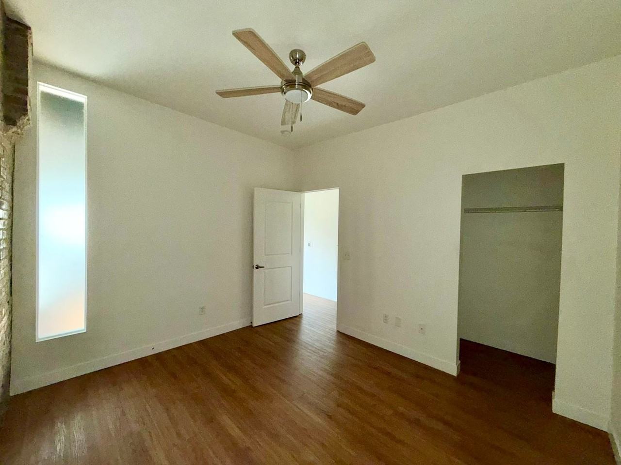 2201 Lexington Ave - Photo 6 of 10