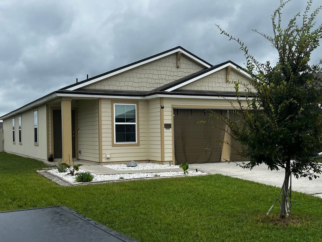 12450 Russian Olive Rd - Photo 2 of 22