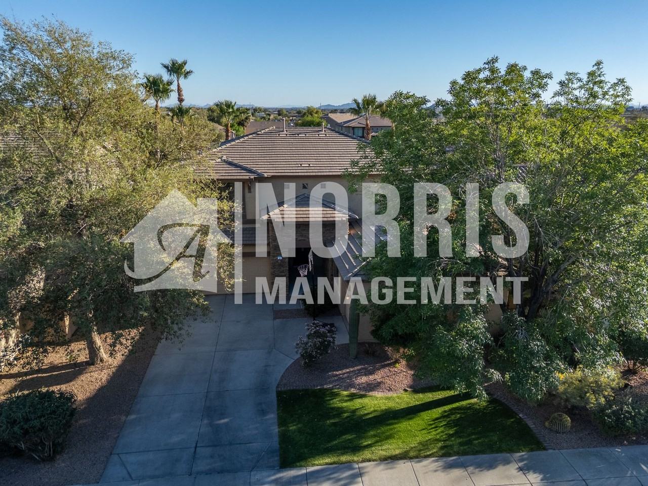 311 W Blue Lagoon Dr - Photo 2 of 50