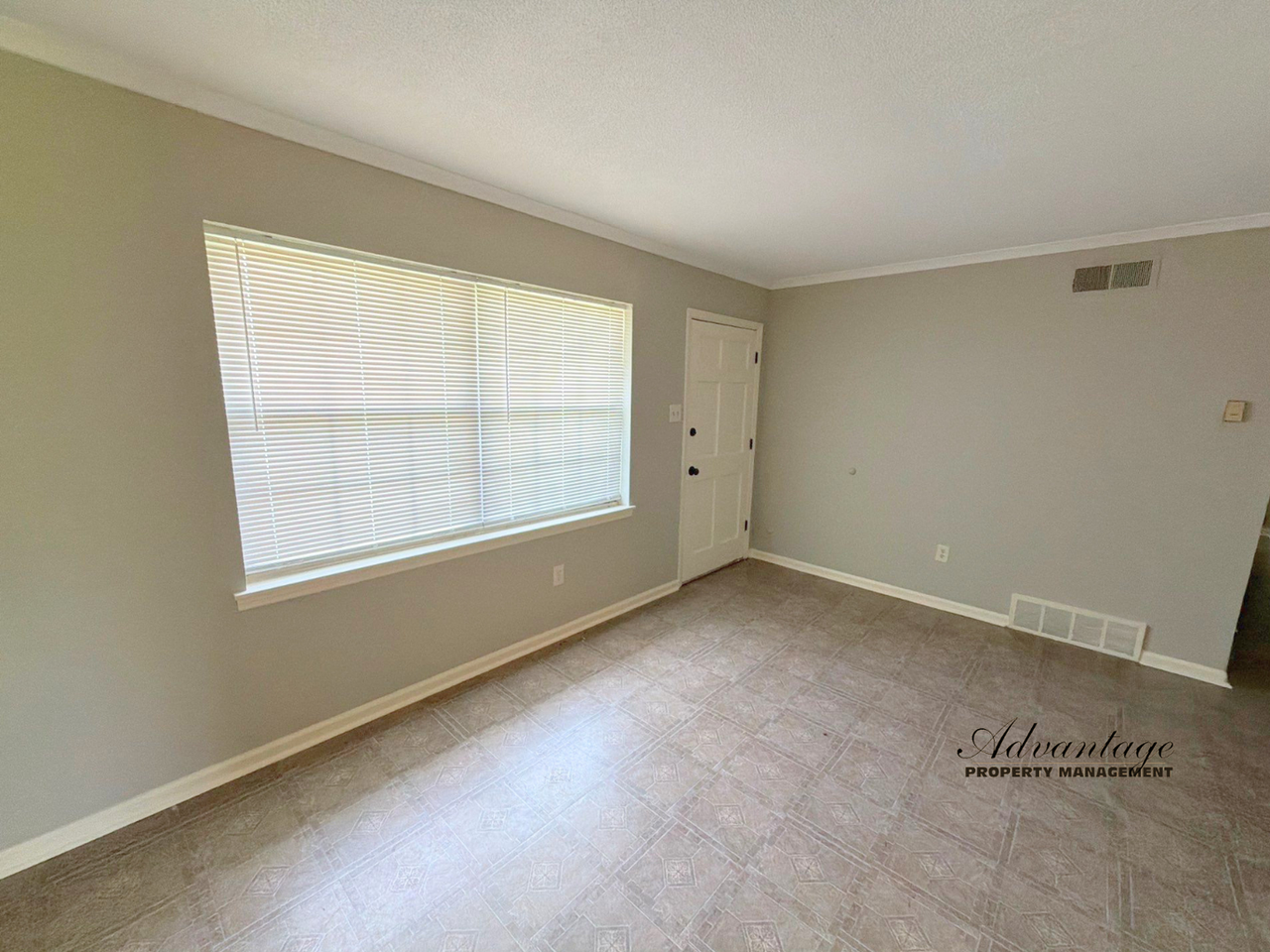 3807 Masterson St #HW - Photo 4 of 17