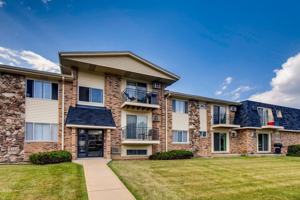 featured image of 313 313 & 329 N Maple Street